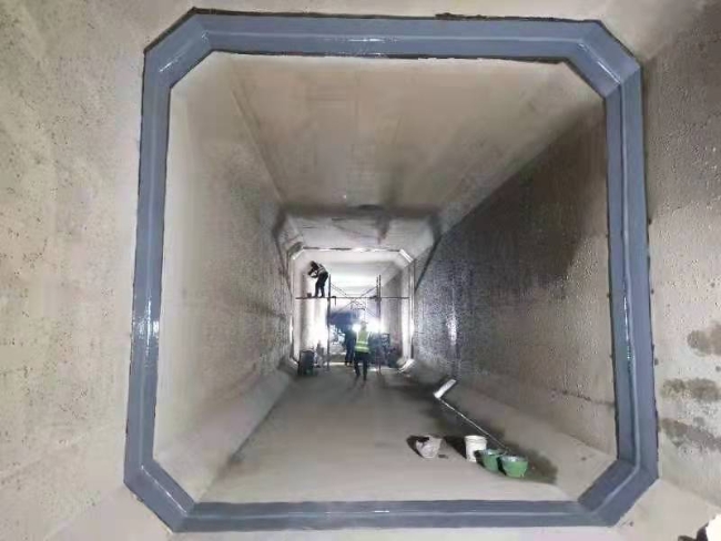 霸州管理处顺利完成天津干线6号至7号保水堰段左孔箱涵排空检修工作