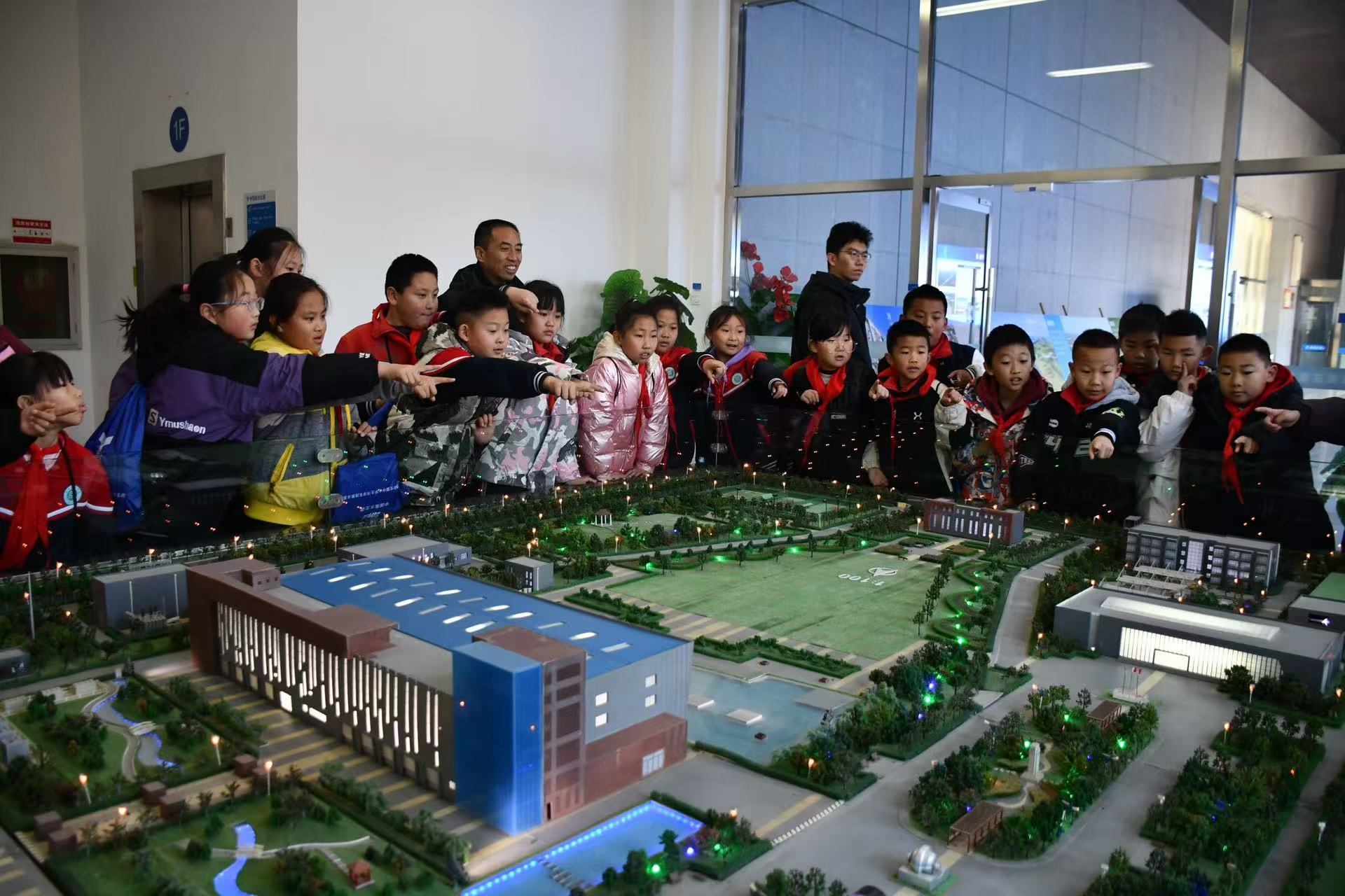 观摩惠南庄泵站沙盘 观摩惠南庄泵站沙盘