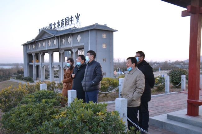 刘建华副市长在白河倒虹吸调研指导工作