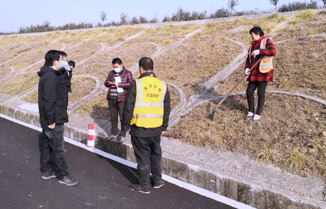 渠道现场问询维护人员工资发放情况