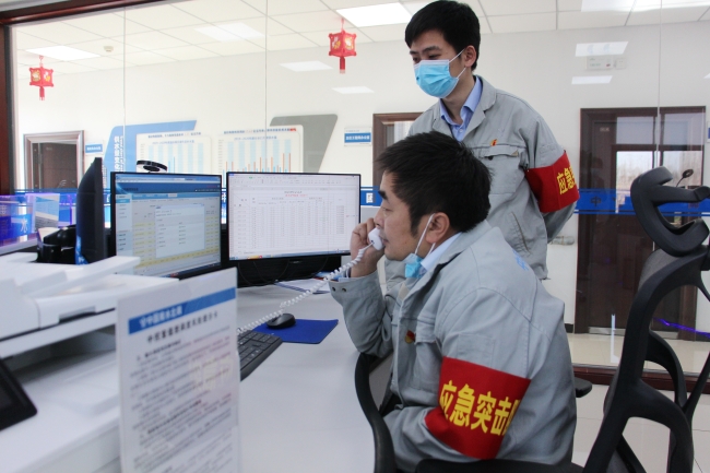 应急突击队在核心部门巡逻
