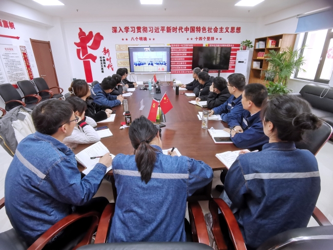 e81c6452d43d7035b20b2e12b332cf5