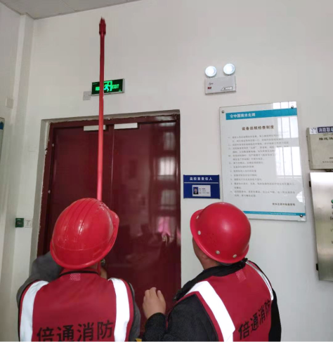对降压站应急灯切电测试