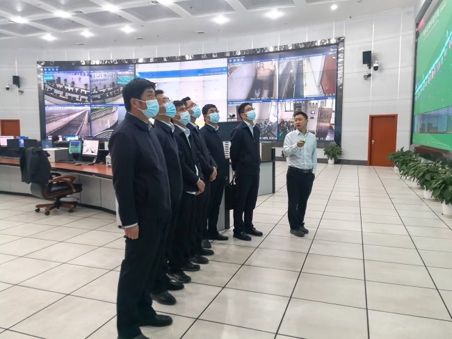 辉县管理处职工参观河南分局分调中心