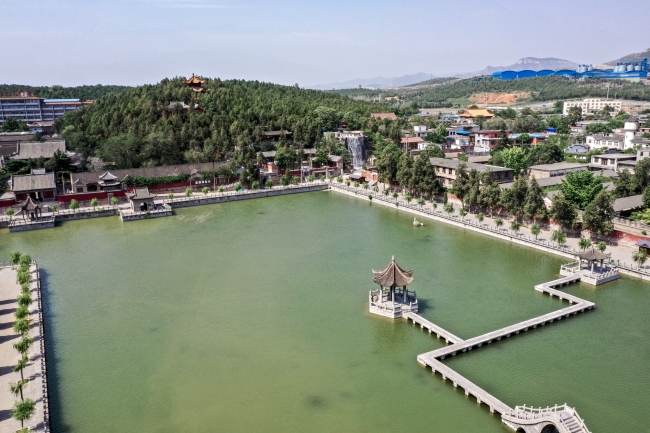 百泉湖