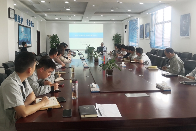 河南分调中心王健副主任进行了输水调度知识培训