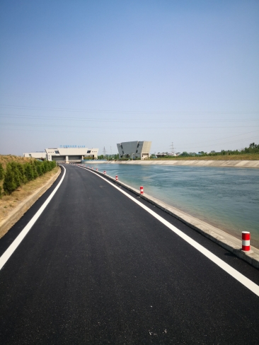 拉毛修复后的沥青路面