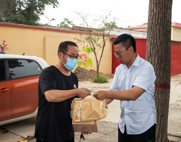 赠送防溺水相关资料