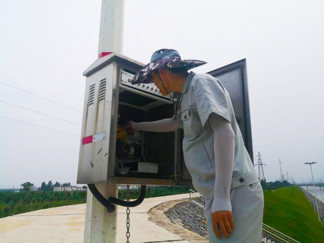 邵艳波开展现场巡查