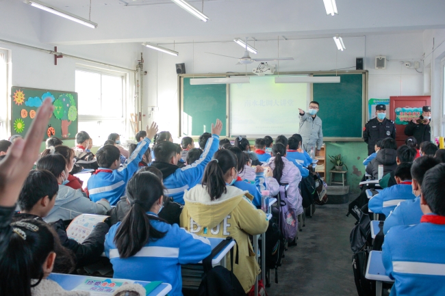 南水北调公民大讲堂走进王村铺小学1