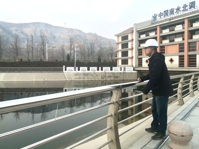 赵松巡查渠道