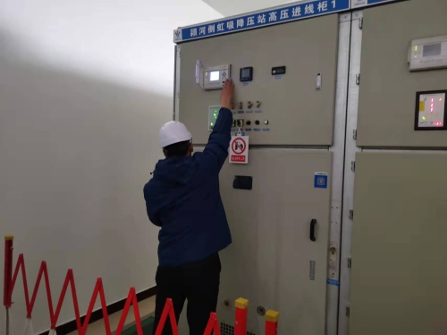 颖河节制闸出口准备倒闸操作反送电至长葛
