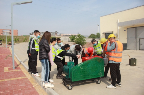学习移动式柴油发电机的启闭